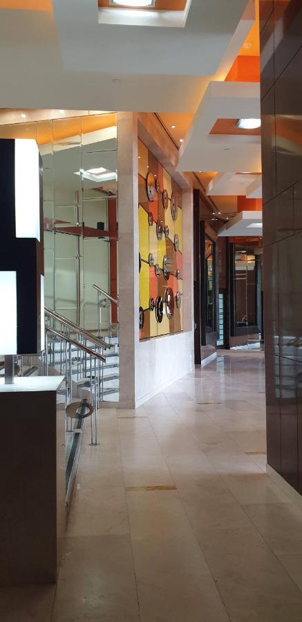 Bellagio@chevron, Luxe, 2 Bedroom In The Heart Of Surfers Paradise! * Gold Coast