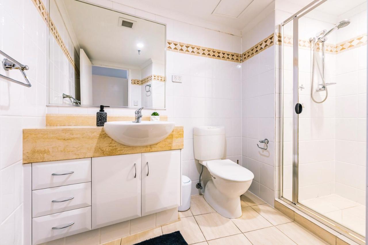 Excluza Apartment Gold Coast