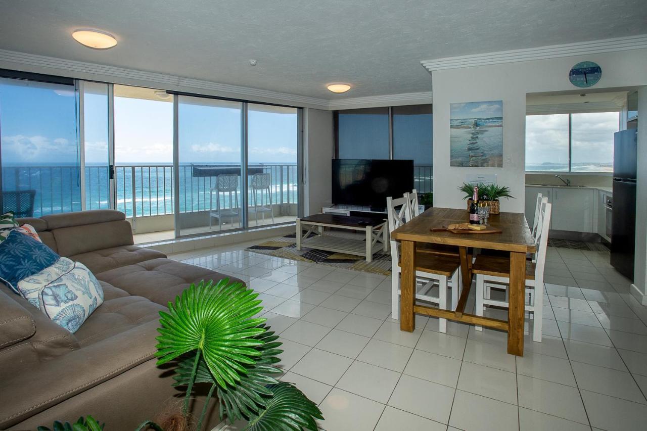 Beachside/ Paradise Views Apartment Gold Coast