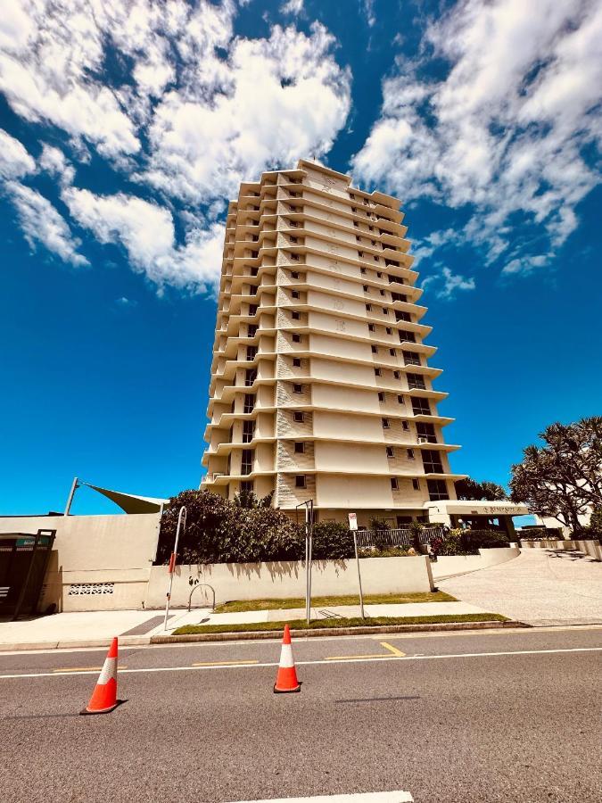Beachside/ Paradise Views * Gold Coast
