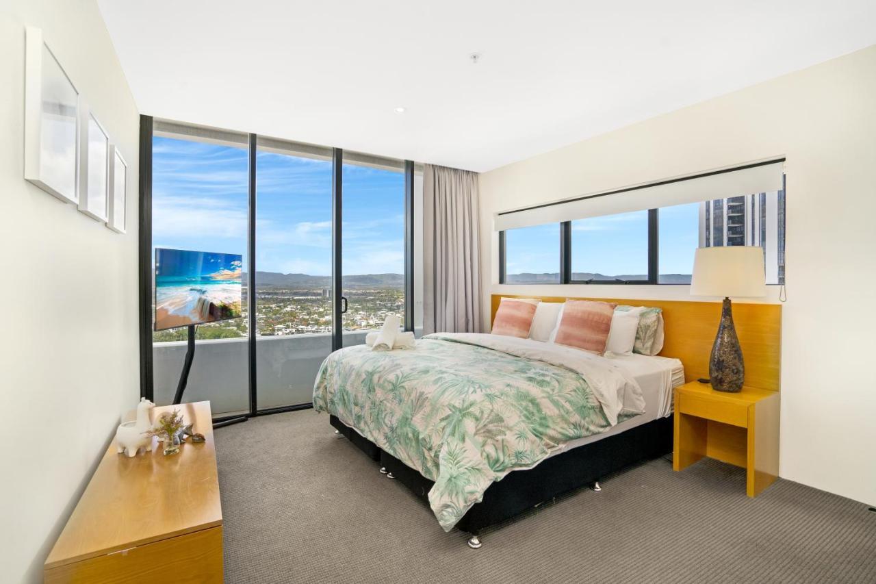 Aria Aparthotel 4*