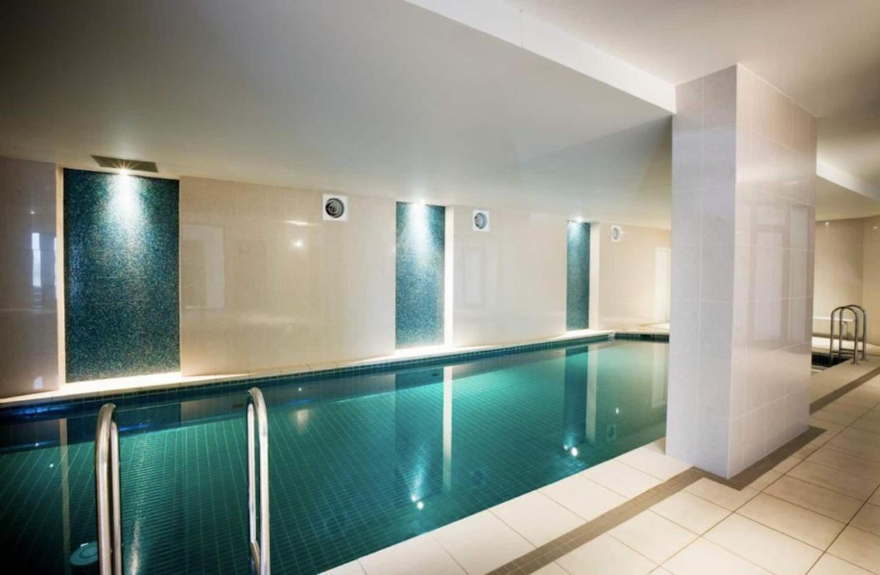 Only Meters To The Casino Apartment Gold Coast