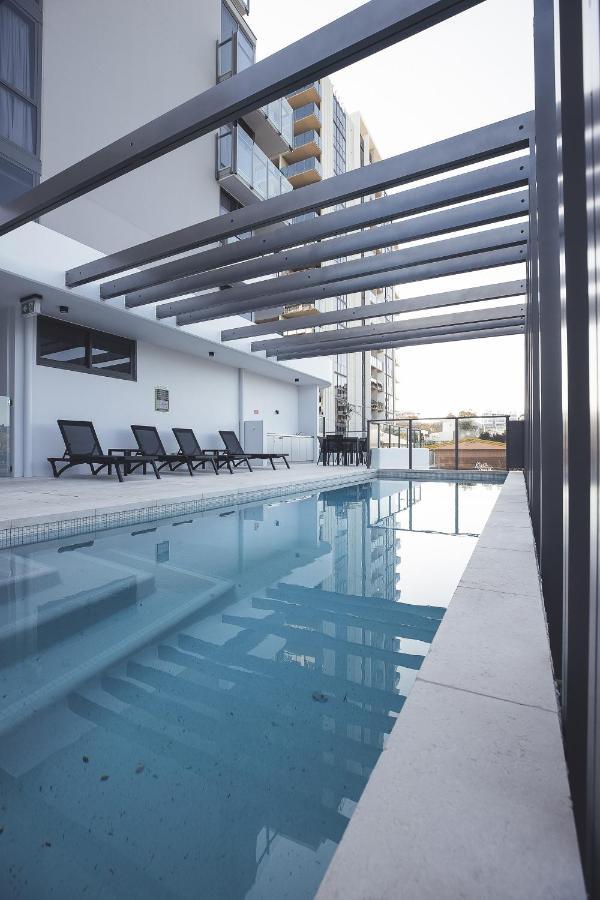 X Kirra Aparthotel