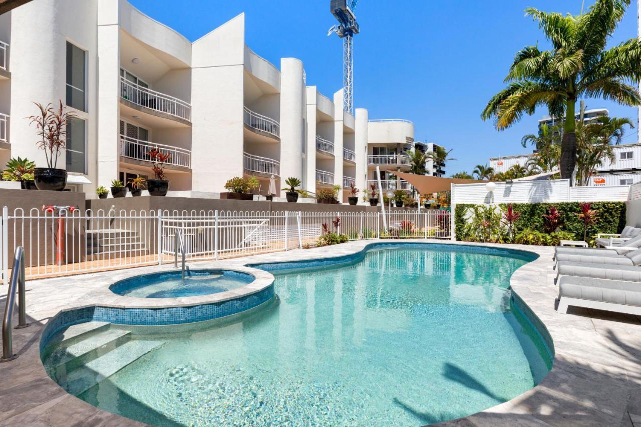 Aparthotel Kirra Palms 3*