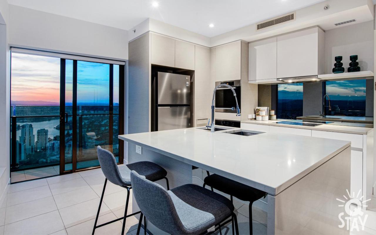 2 & 3 Bedroom Ocean View At Soul Surfers Paradise - Q Apartment *
