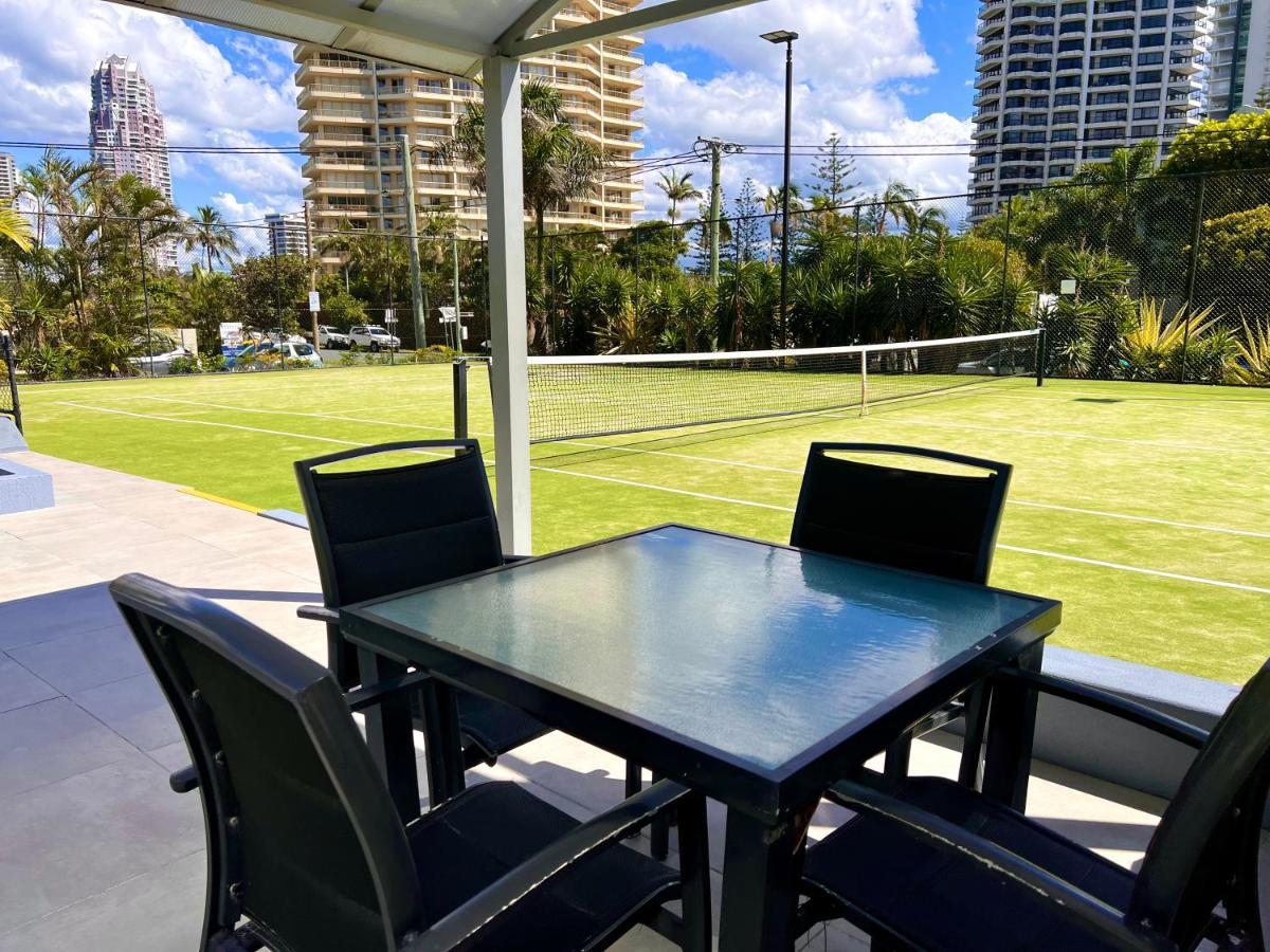 Apartment Ocean View 2br Main Beach Getaway Gold Coast