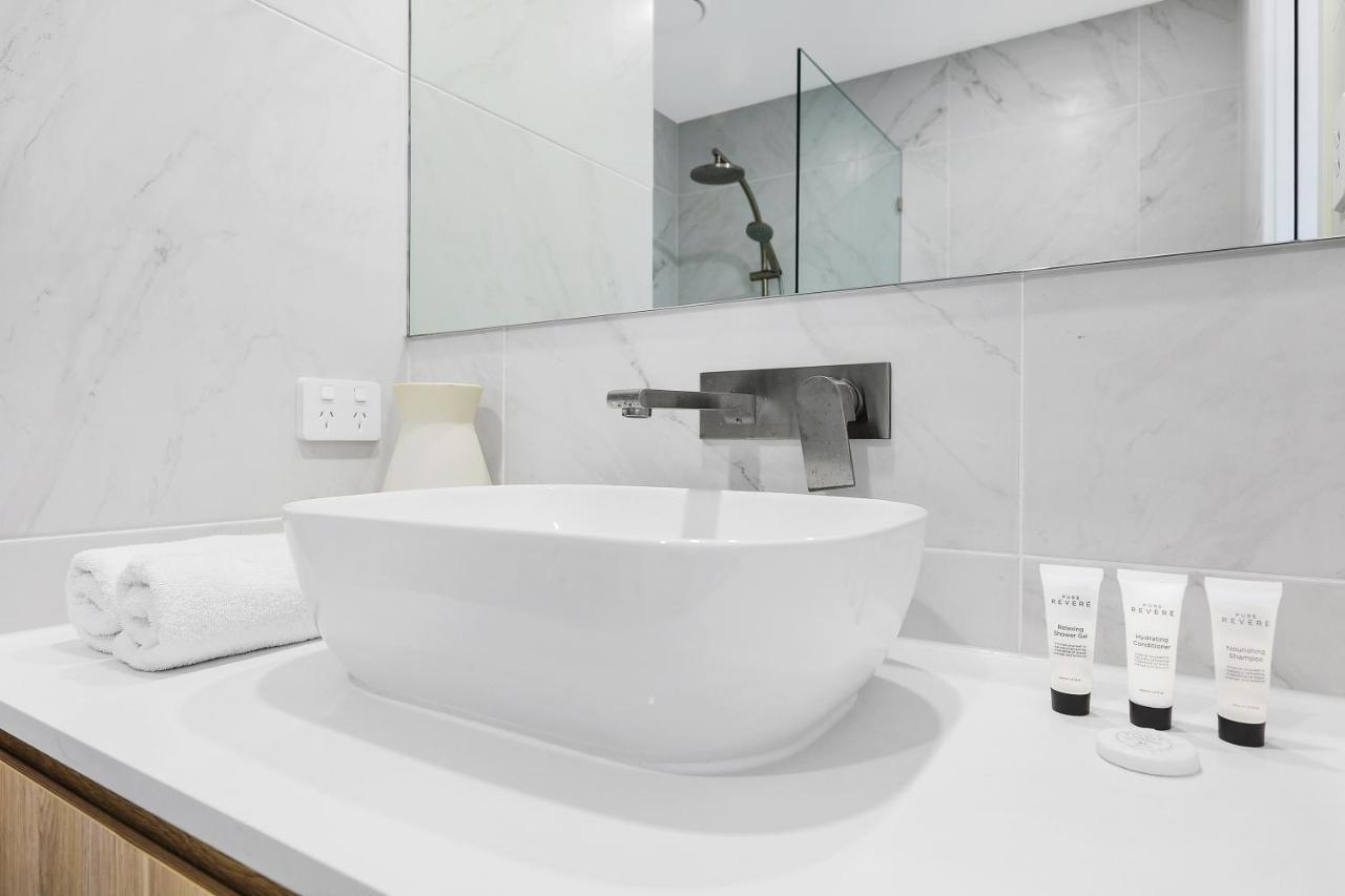 New 3br Burleigh Townhome With Private Rooftop! Villa *