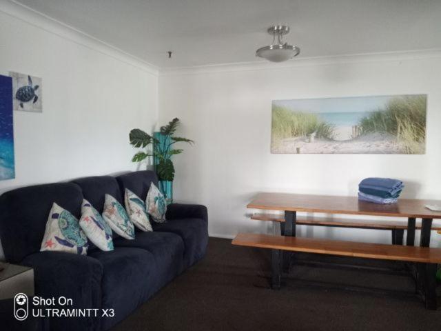 Apartment Beachfront Views Great Location Welcome To The Oceanau