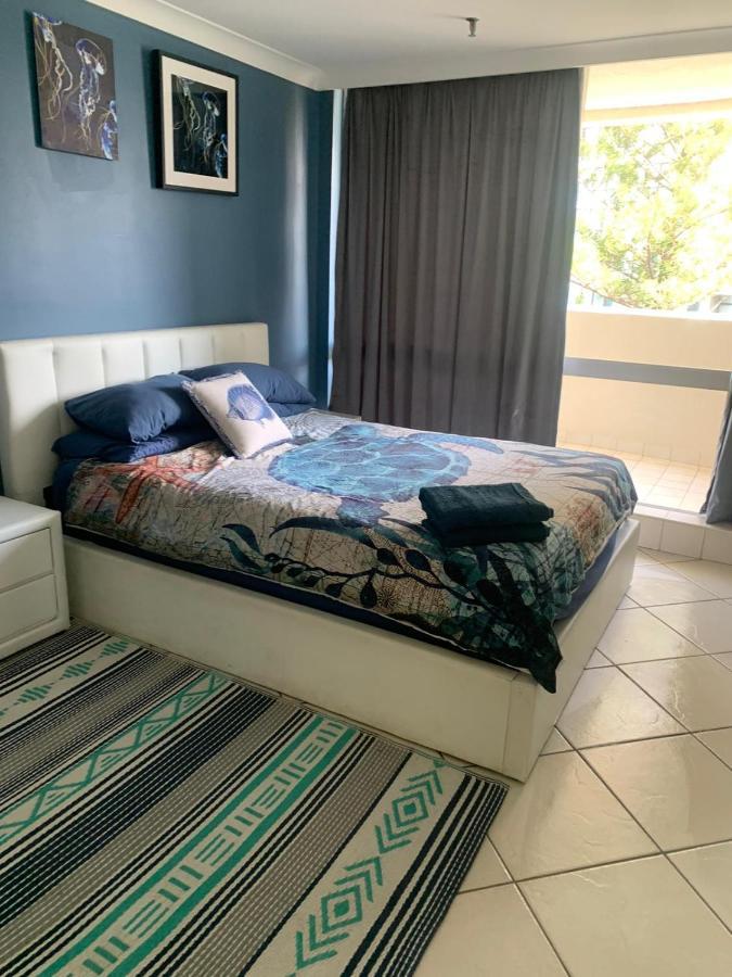 Apartment Beachfront Views Great Location Welcome To The Oceanau Gold Coast