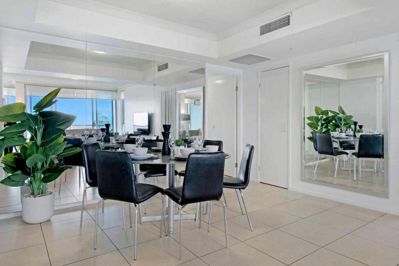 Chevron Renaissance - Self Contained & Privately Managed