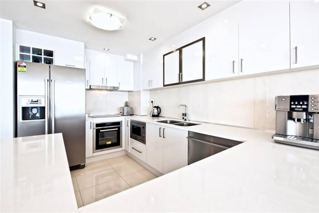 Apartment Surfers Paradise With Amazing Views