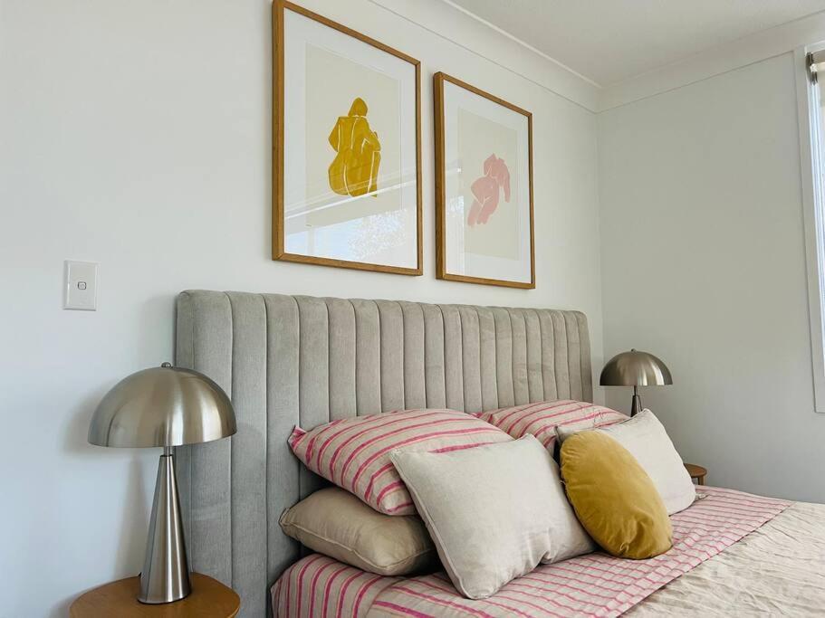 Apartment Blush On Broadbeach- Beachside And Pet Friendly, 3rd Floor Walk Up