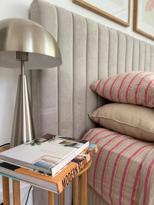 Blush On Broadbeach- Beachside And Pet Friendly, 3rd Floor Walk Up *