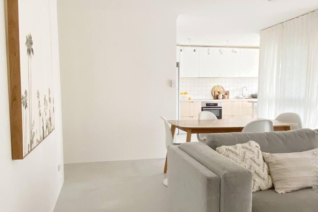 Apartment Freddies - Pet Friendly! Last Minute Discount!