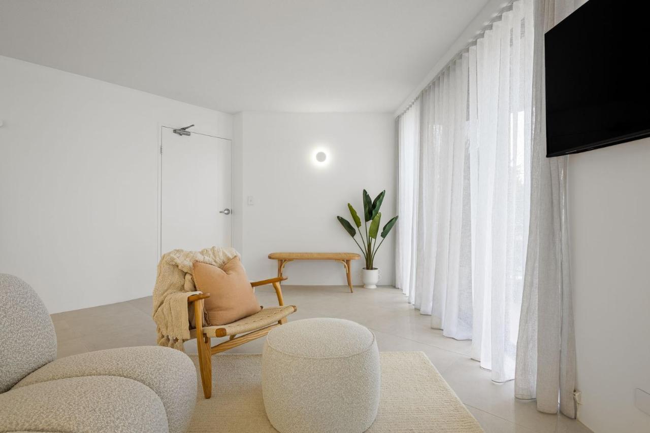 The Rocks Unit W4 Apartment