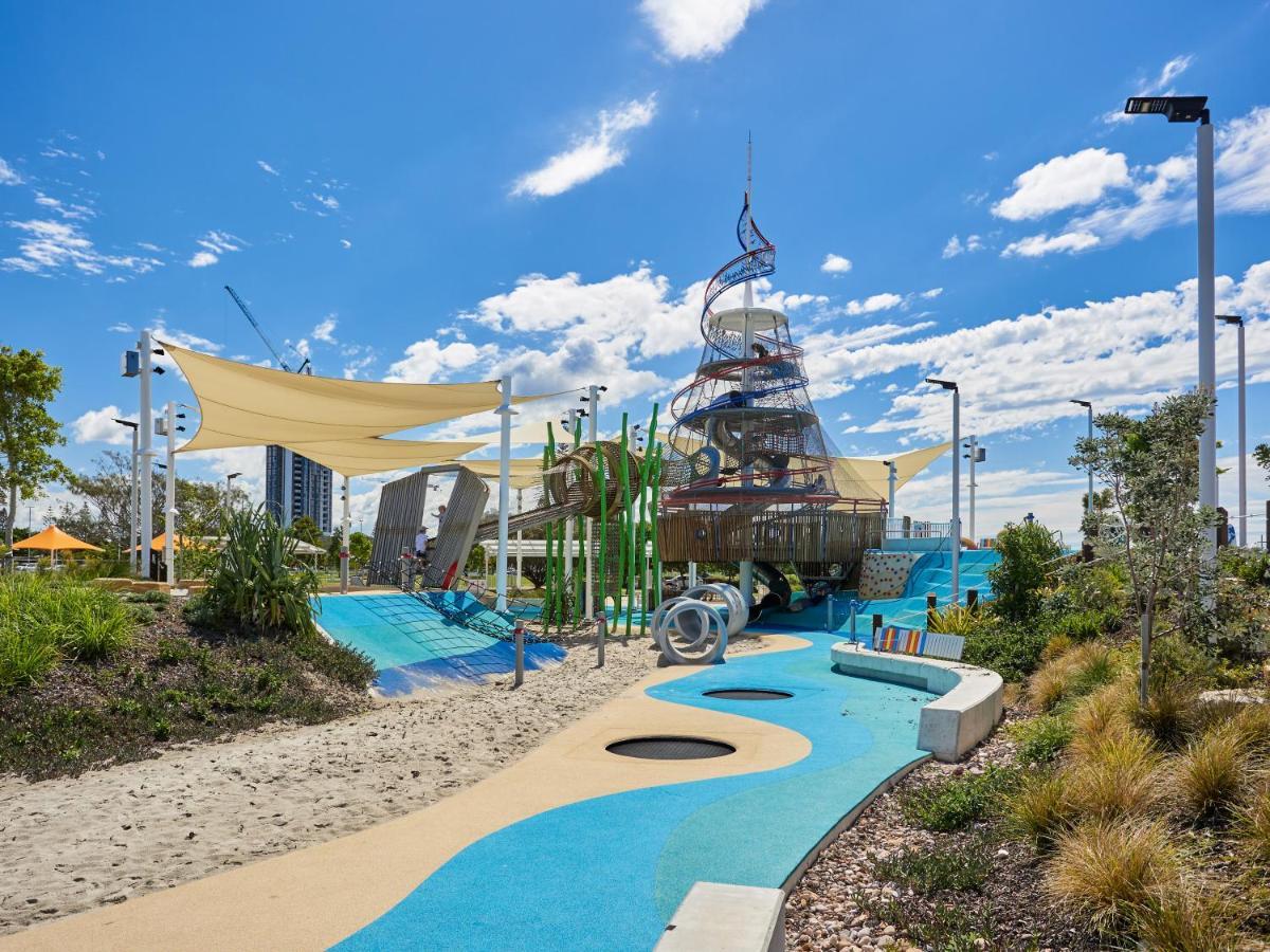 Comfort Two Bedroom Next To Water Park In Southport Apartment Gold Coast
