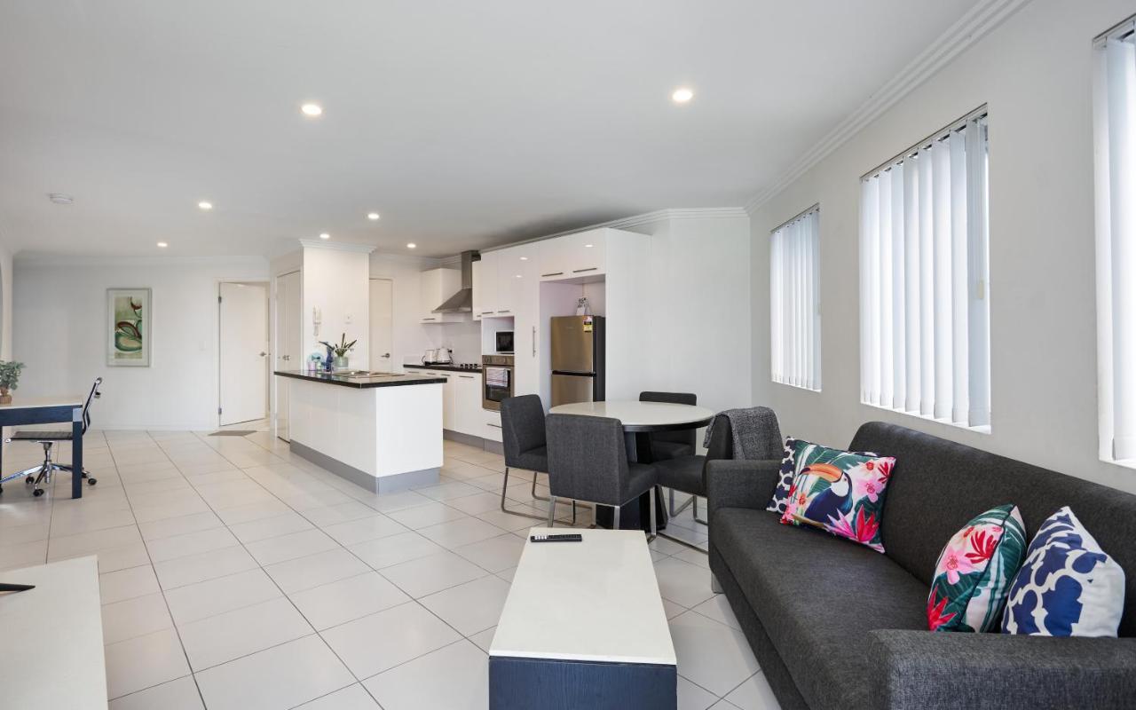 Comfort Two Bedroom Next To Water Park In Southport