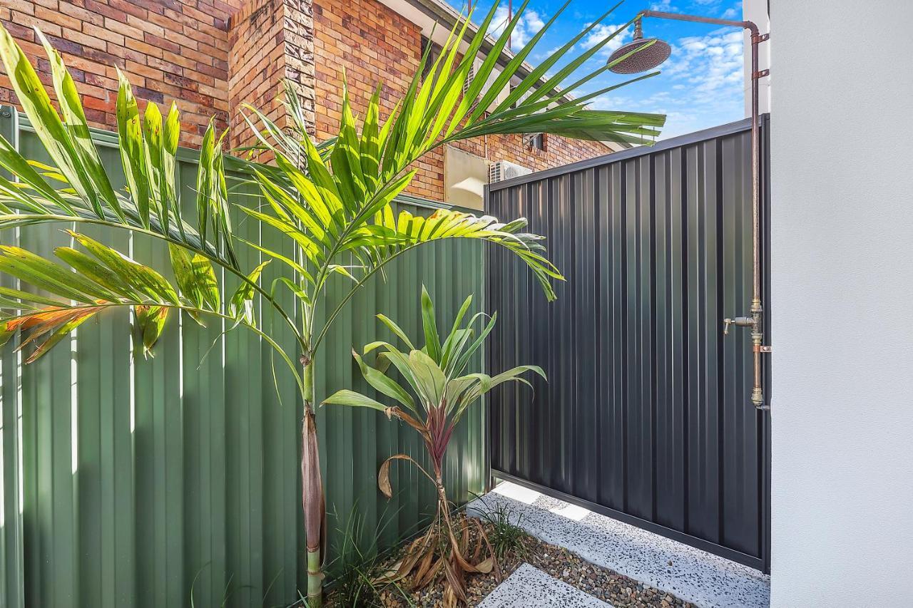 Villa New 3br Burleigh Townhome With Private Rooftop! Gold Coast