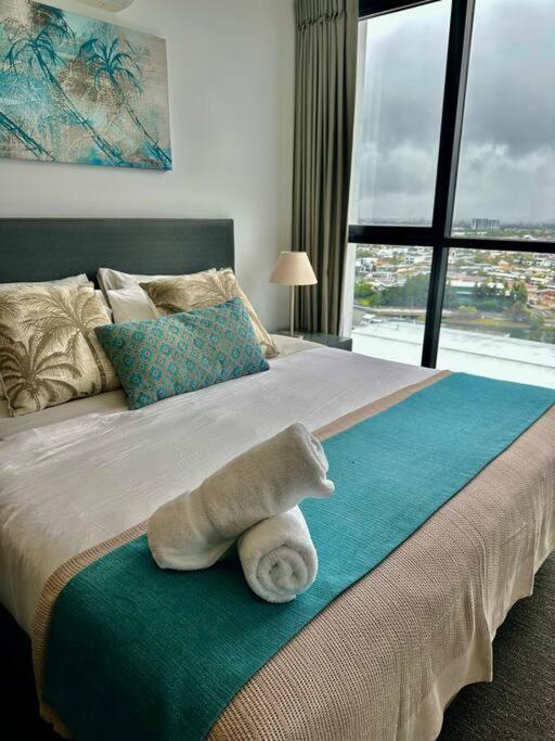 Modern Sophistication Broadbeach