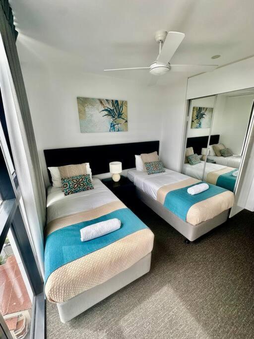 Apartment Modern Sophistication Broadbeach Gold Coast