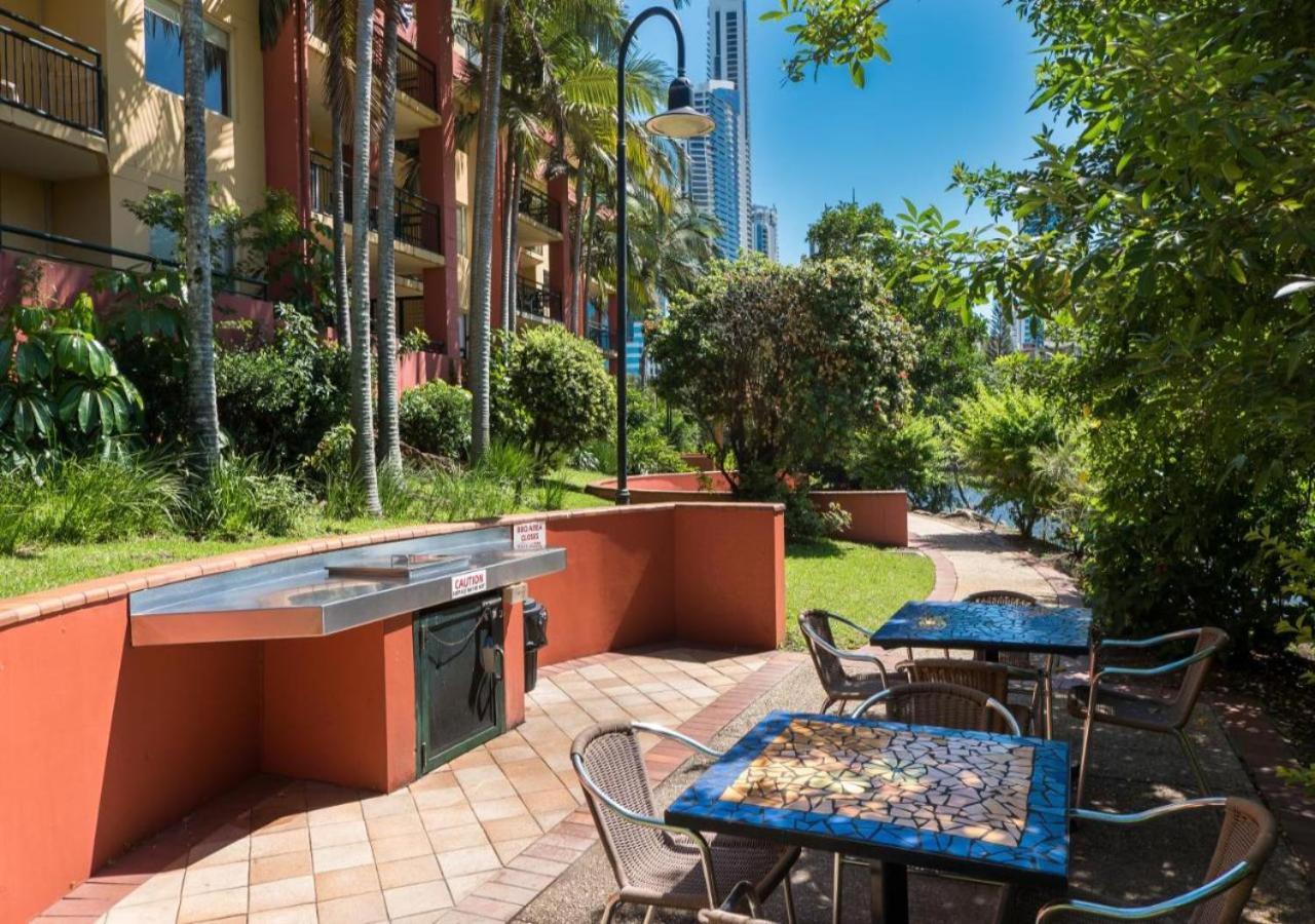 Paradise Island Surfers Paradise - Garden Apartment *