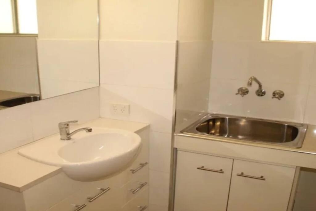 Kundu - Hosted By Burleigh Letting Apartment *