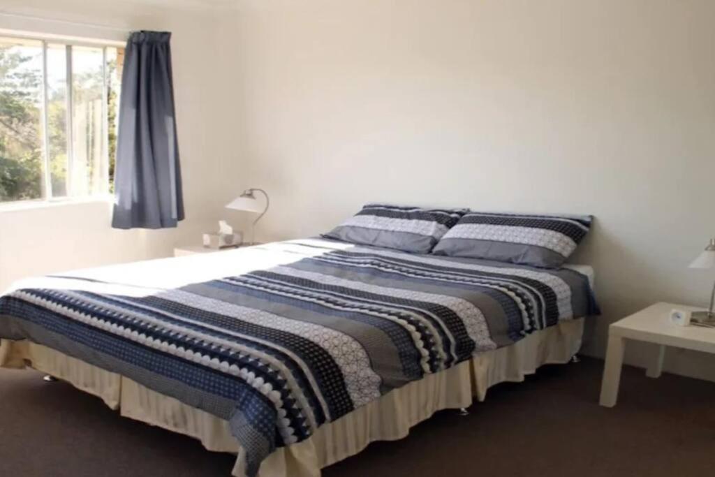 Kundu - Hosted By Burleigh Letting *