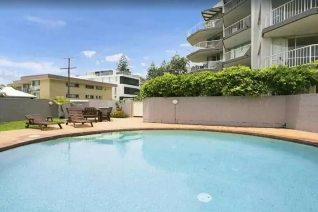 Sandown - Hosted By Burleigh Letting Apartment