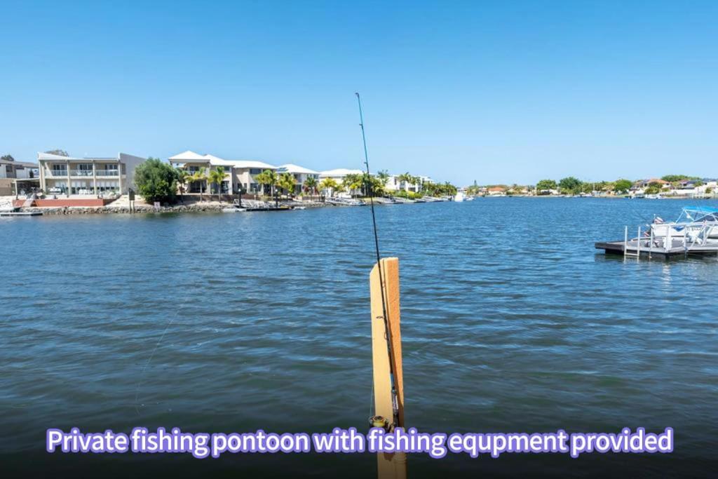 Panarama Waterview! Waterfront Luxury Heave In Gc Holiday home *