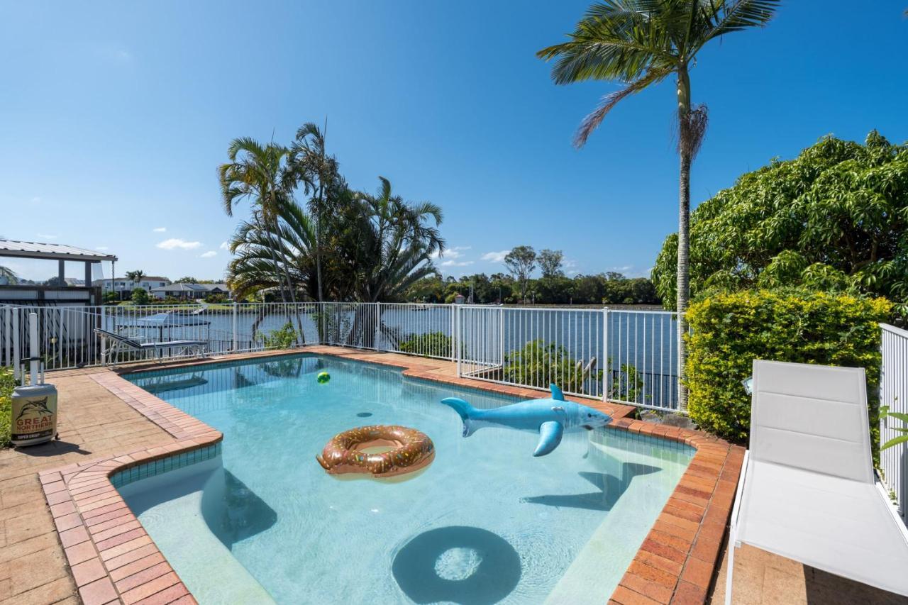 Panarama Waterview! Waterfront Luxury Heave In Gc Holiday home