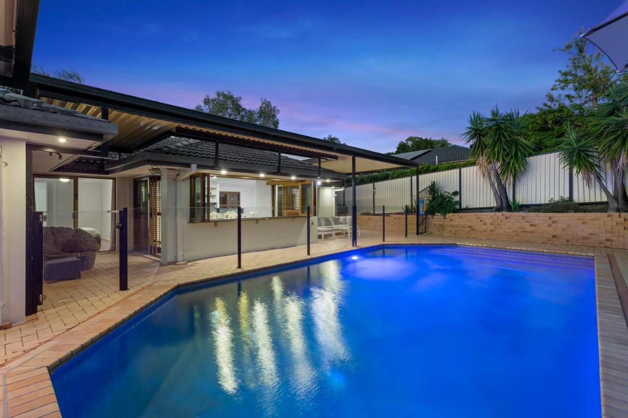 Spacious 4 Bedroom Entire With Pool - Robina, * Gold Coast