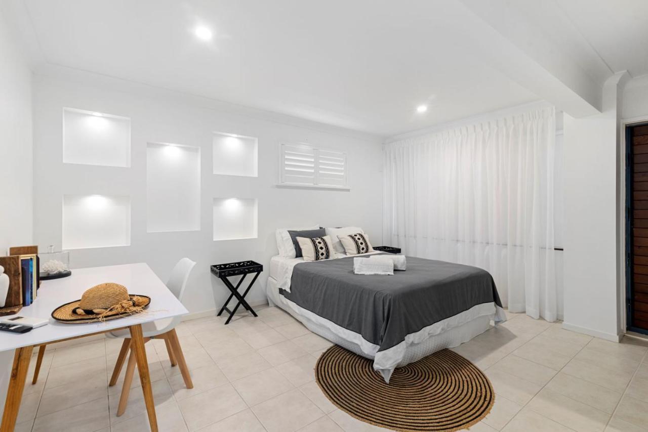 Castaway In Tugun