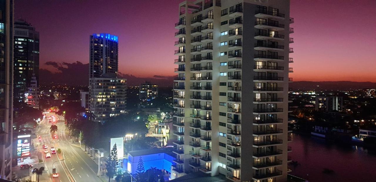 Apartment Bellagio@chevron, Luxe, 2 Bedroom In The Heart Of Surfers Paradise!