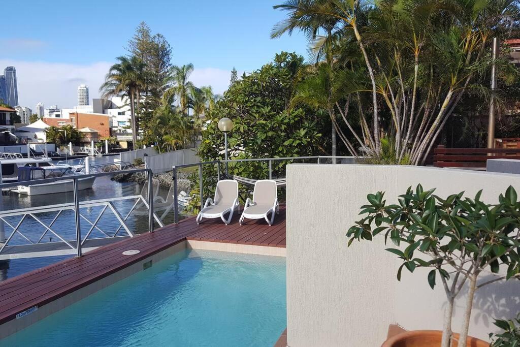 Apartment Quiet Location Close To It Gold Coast
