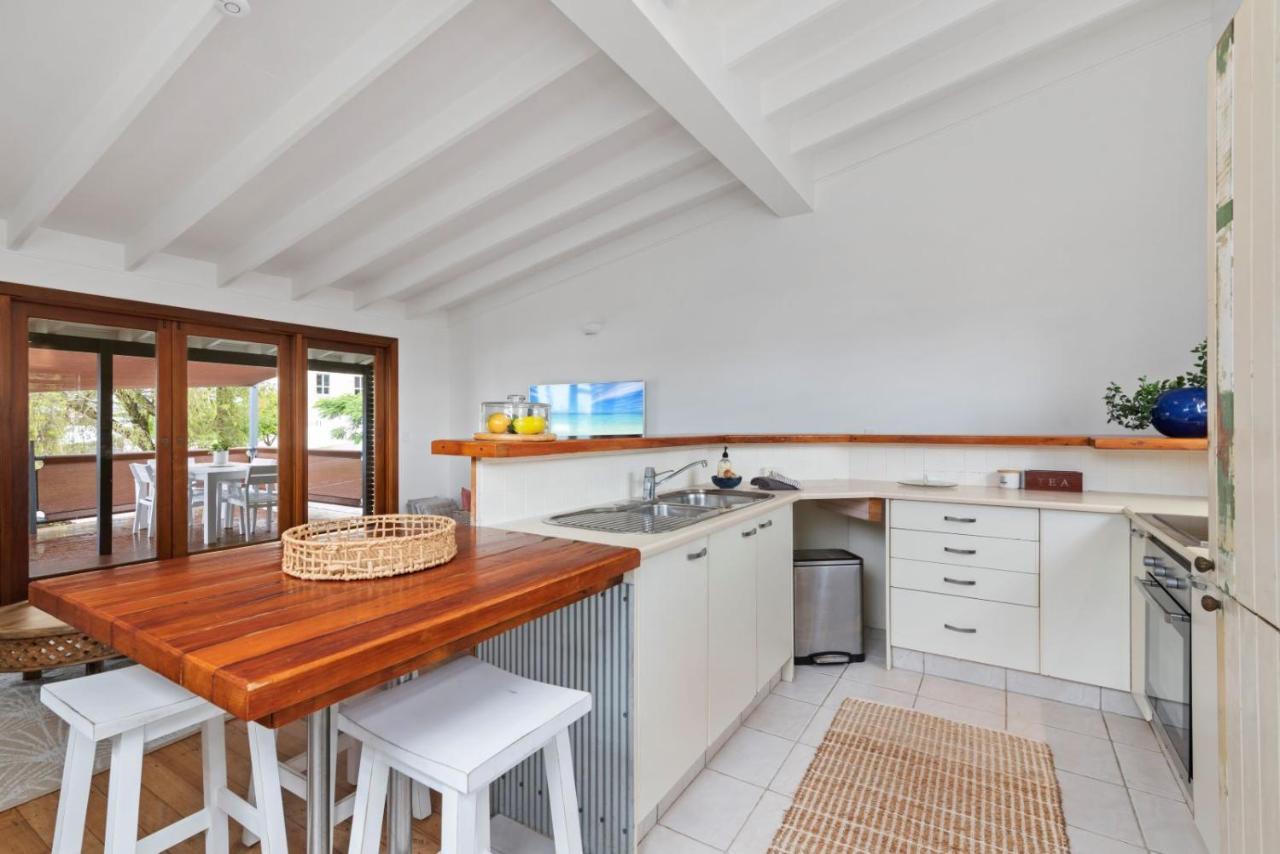 Holiday home Castaway In Tugun *