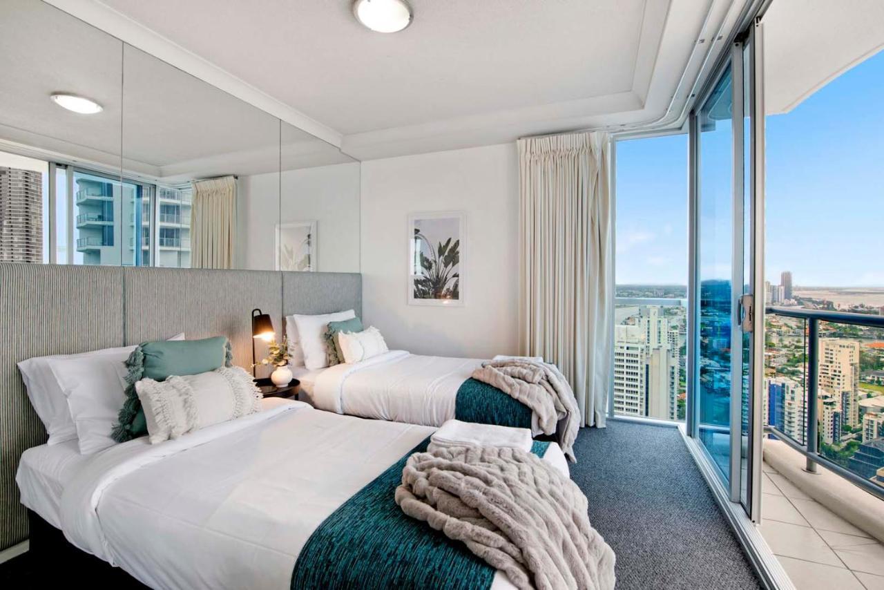 Apartment Self Contained At Chevron Renaissance - Privately Managed - Wow Gold Coast