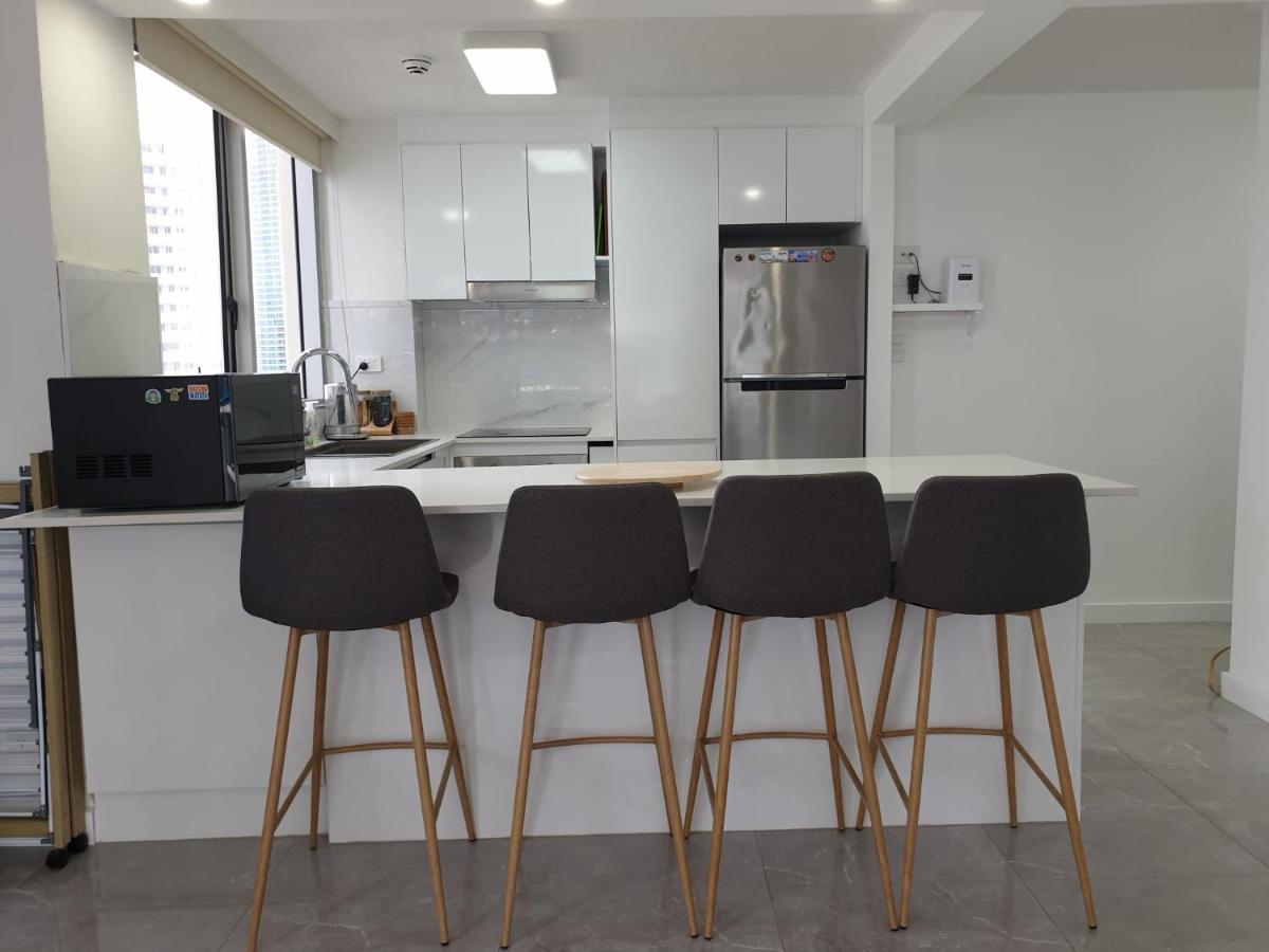 Spacious Quarterdeck Unit With Ocean Views *