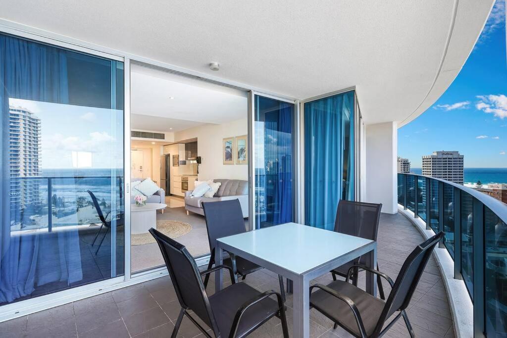 Paradise Living At Hilton With Stunning Ocean View Apartamento Gold Coast