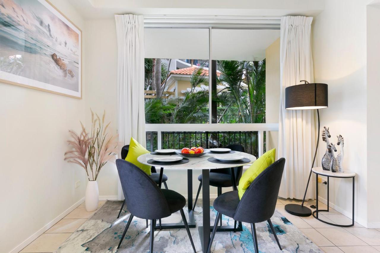 Apartment Iconic Chevron Renaissance Private