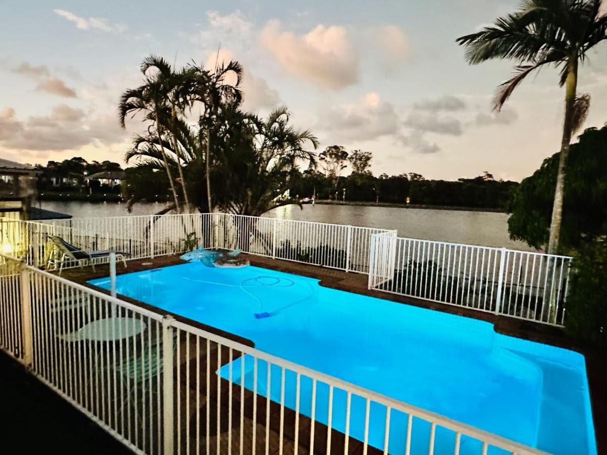 Panarama Waterview! Waterfront Luxury Heave In Gc Holiday home Gold Coast