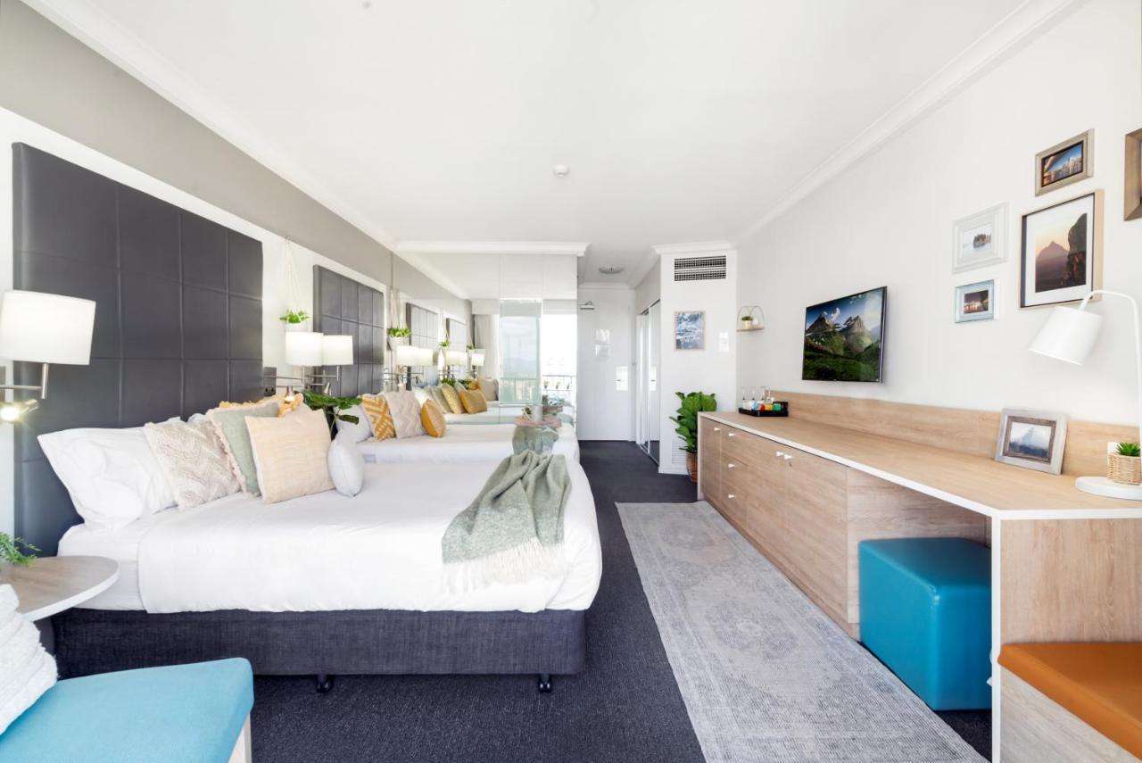 Gorgeous Studio Right In The Heart Of Surfers Apartment Gold Coast