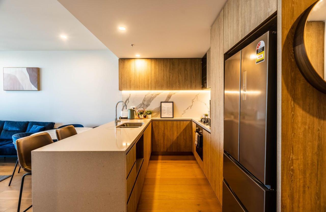Luxurious 2 Bedroom In Broadbeach Casino High Floor Ocean View - Gc42 Gold Coast