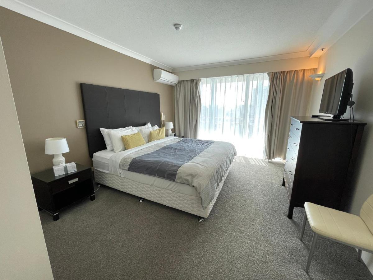 Apartment Mantra 2 Bed 2 Bath 127m2 With Ocean View