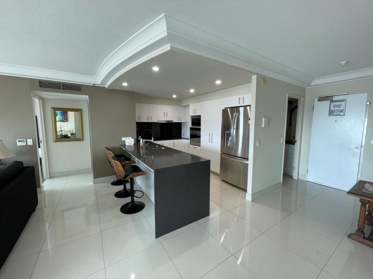 Apartment Mantra 2 Bed 2 Bath 127m2 With Ocean View *