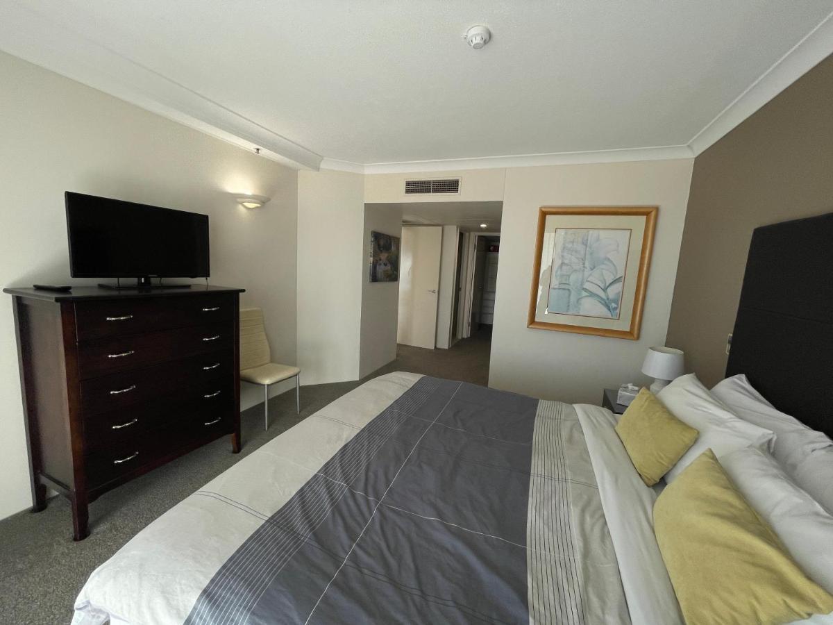 Apartment Mantra 2 Bed 2 Bath 127m2 With Ocean View *