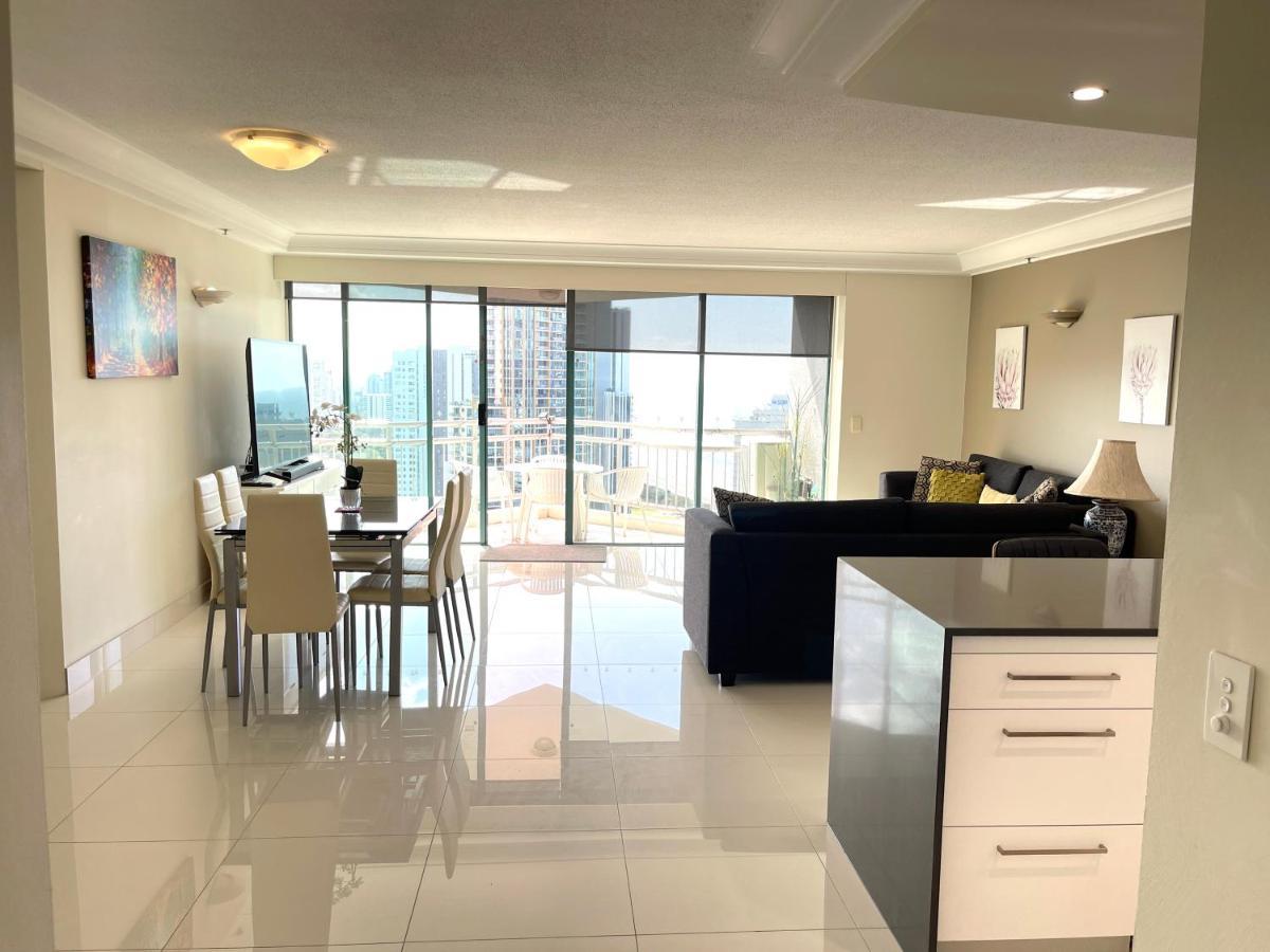 Apartment Mantra 2 Bed 2 Bath 127m2 With Ocean View *