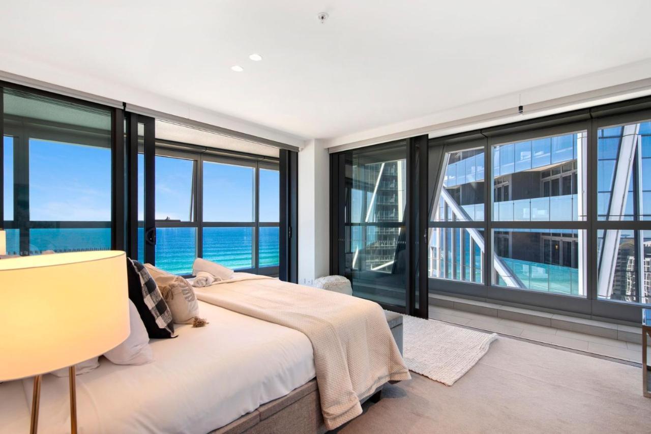 Jewel Broadbeach Luxury - Coasthm Apartment Gold Coast