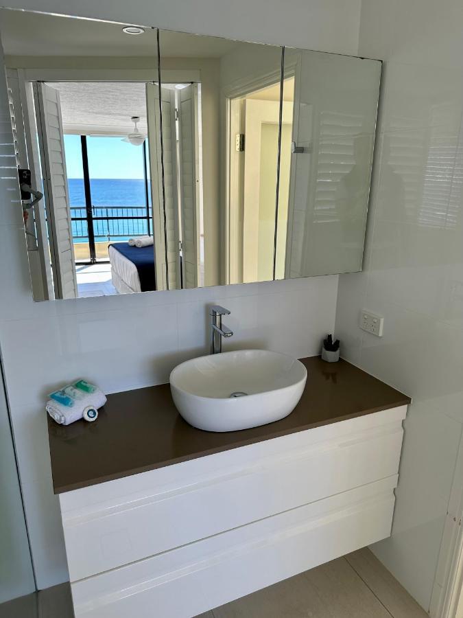 Apartment Two Bedroom Ocean View Penthouse At Pelican Sands Gold Coast