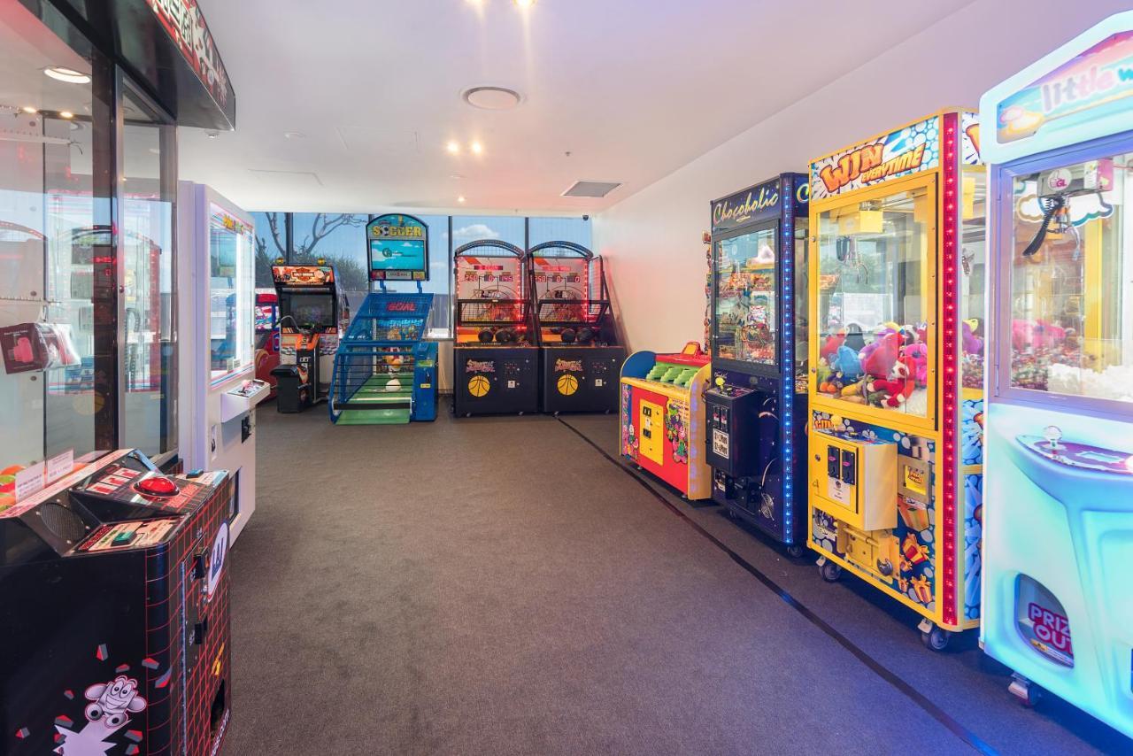 Apartment Circle On Cavill - Hosted By Coastal Letting