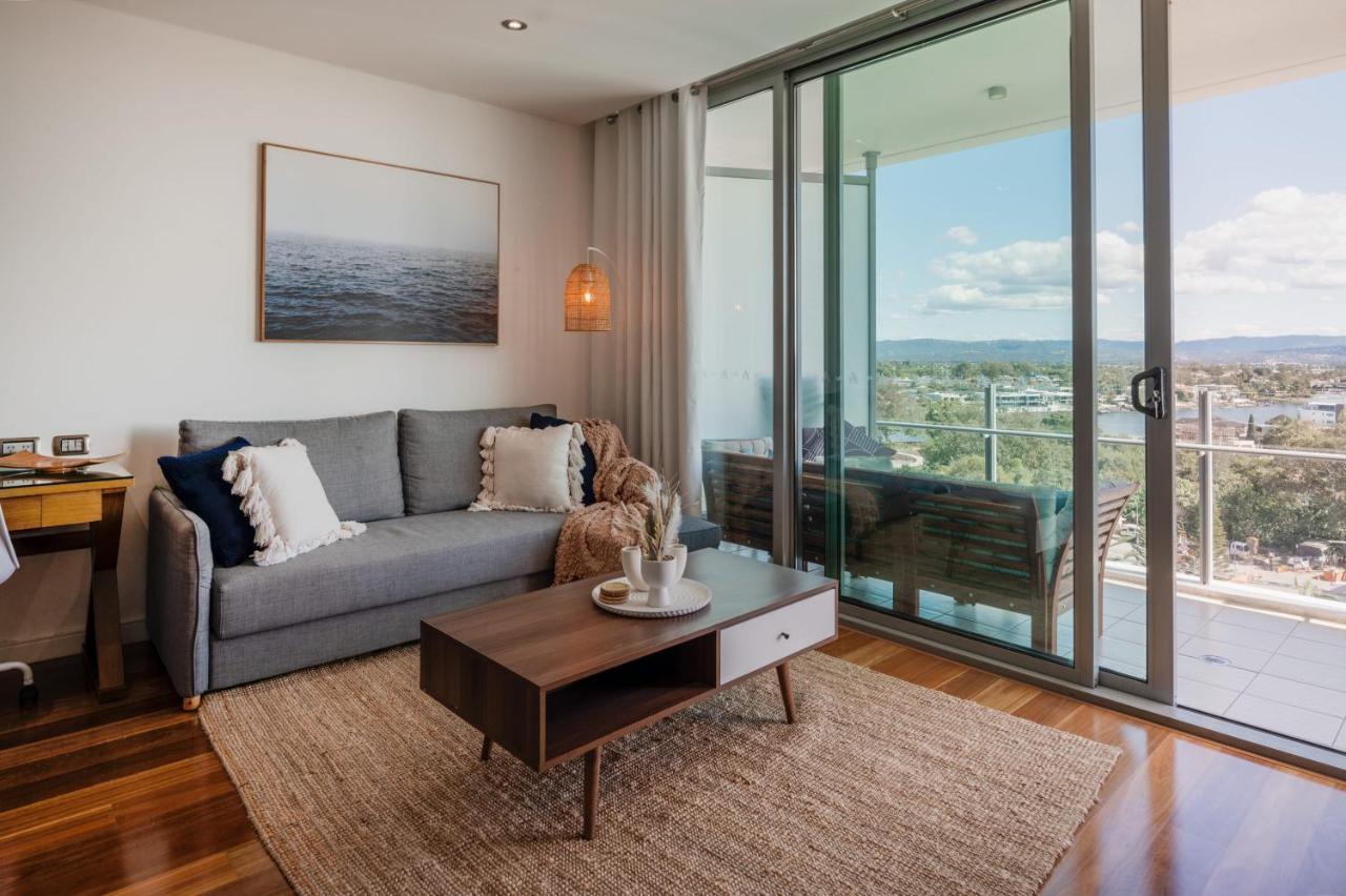 1br Sky Rise Surfers Stunner Apartment *